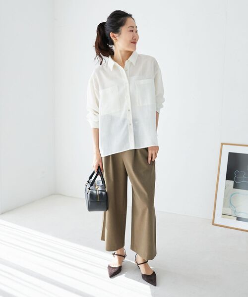 le.coeur blanc（ルクールブラン）の「ダブルポケットシアーシャツ（シャツ/ブラウス・レディース・オフホワイト/ライトベージュ/ブルー/ライトブラウン・38）」の16枚目の写真