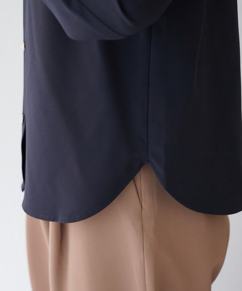 Another Branch olive des olive(アナザーブランチオリーブデオリーブ)の「配色2WAYブラウス(シャツ/ブラウス・レディース・ネイビー/ミント/ブルーグレー/アイボリー/オフホワイト・FREE)」の11枚目の写真