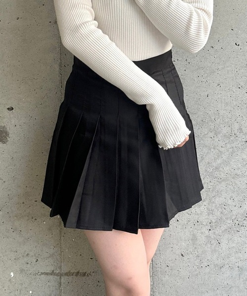 merrylatte（メリーラテ）の「プリーツミニスカート（スカート・レディース・ブラウン/ブラック・MEDIUM/SMALL/X-SMALL/LARGE/X-LARGE）」の13枚目の写真