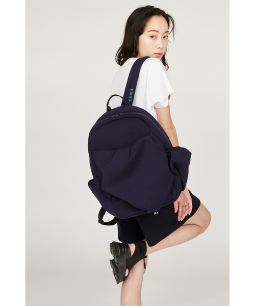 【送料無料】 エミ ポンチギャザーボディーバックパック emmi セール】ポンチギャザーボディーバックパック（バックパック/リュック