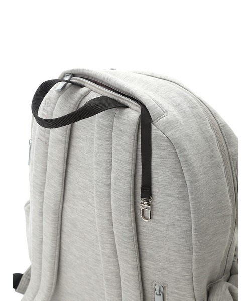 emmi（エミ）の「ポンチギャザーボディーバックパック（バックパック/リュック・レディース・ネイビー/ライトグレー・FREE）」の17枚目の写真