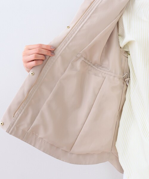 INDIVI（インディヴィ）の「【撥水／UVケア】マルチWAYマウンテンパーカ（ブルゾン・レディース・グリーン系/ベージュ/ネイビー・05/13/15 /36/38/40/19）」の14枚目の写真