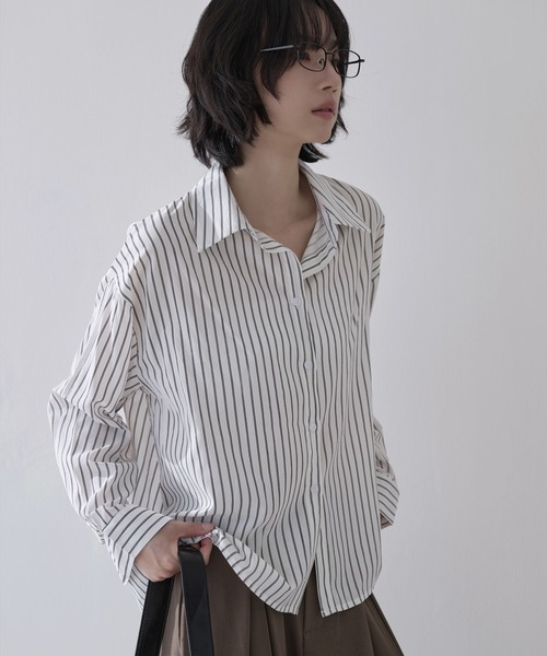 UNE MANSION（ユヌマンション）の「[羽織り・冷房対策に]スタンダードベーシックストライプシャツ（シャツ/ブラウス・レディース・スカイブルー/ベージュ/ホワイト/ピンク・FREE）」の14枚目の写真