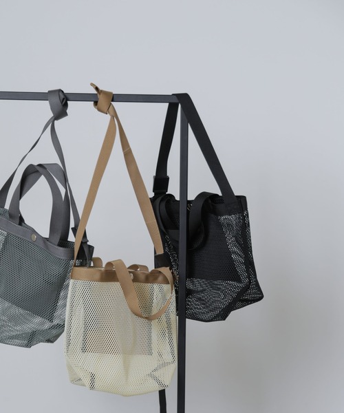 Drifter(ドリフター)の「Drifter/別注 NU MESH TOTE(トートバッグ・レディース・グレー/ベージュ/ブラック・FREE)」の13枚目の写真