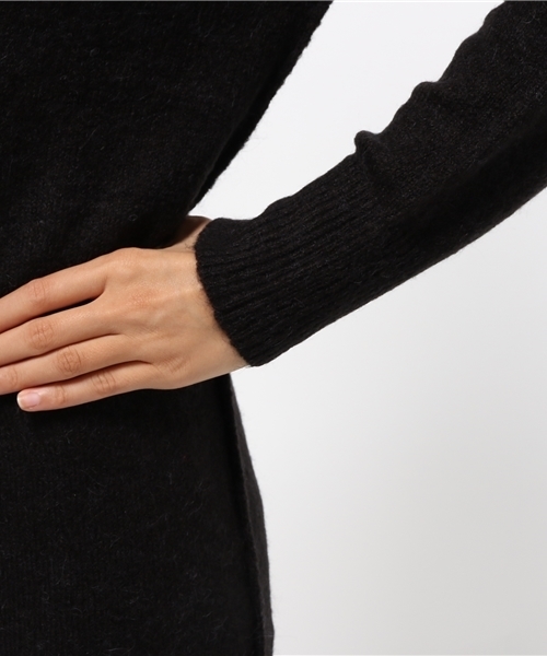 CIAOPANIC TYPY(チャオパニックティピー)の「アルパカストレッチVネックニットワンピース(ワンピース・レディース・ブラック/カーキ/グレー・FREE)」の11枚目の写真