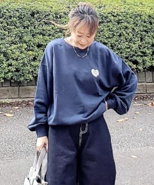 VENCEEXCHANGE（ヴァンスエクスチェンジ）の「ハートスウェット（スウェット・レディース・グレー/ライトグレー/ネイビー/チャコール・FREE）」の4枚目の写真