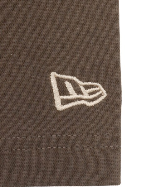 NEW ERA（ニューエラ）の「ニューエラ 半袖Tシャツ オーバーサイズ 手書き風ロゴ（Tシャツ/カットソー・メンズ・ブラック/ブラウン/ホワイト・XXL/XL/L/M/S）」の12枚目の写真