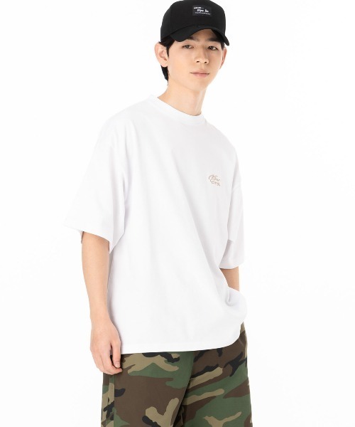 NEW ERA（ニューエラ）の「ニューエラ 半袖Tシャツ オーバーサイズ 手書き風ロゴ（Tシャツ/カットソー・メンズ・ブラック/ブラウン/ホワイト・XXL/XL/L/M/S）」の18枚目の写真