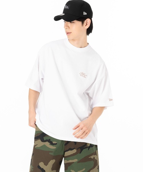NEW ERA（ニューエラ）の「ニューエラ 半袖Tシャツ オーバーサイズ 手書き風ロゴ（Tシャツ/カットソー・メンズ・ブラック/ブラウン/ホワイト・XXL/XL/L/M/S）」の19枚目の写真