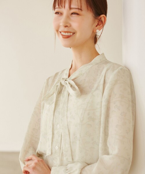 ROPE' PICNIC(ロペピクニック)の「【YOKU MOKU/ヨックモック×ROPE' PICNIC】リボンブラウス(シャツ/ブラウス・レディース・キナリ/ブルー系その他4・38)」の9枚目の写真