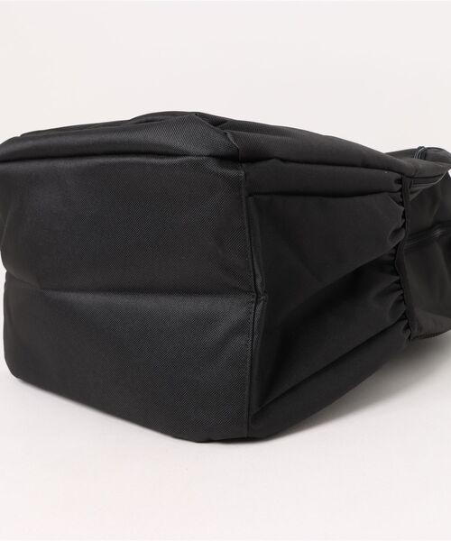 ROXY（ロキシー）の「【ムラサキスポーツ別注】ROXY/ロキシー バックパック GO OUT 撥水 RBG251638M（バックパック/リュック・レディース・ブラック×ホワイト/ブラック×ブラック/ブラック×ピンク・FREE）」の5枚目の写真