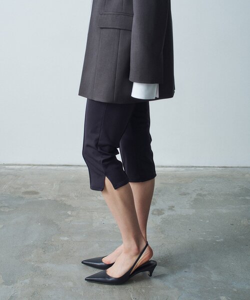 CODE A(コードエー)の「cropped leggings pants(その他パンツ・レディース・ブラック・36/38)」の7枚目の写真