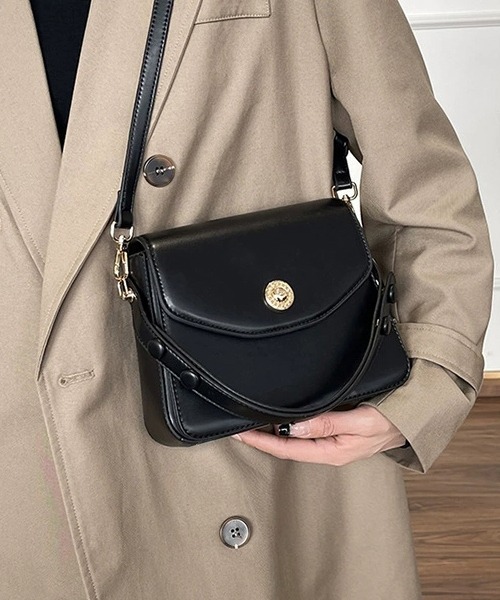 c.u.l（シーユーエル）の「レトロ 2WAY スクエア ショルダーバッグ cula1077（ハンドバッグ・レディース・アイボリー/ブラック・FREE）」の2枚目の写真