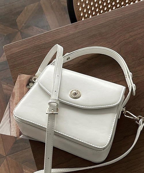 c.u.l（シーユーエル）の「レトロ 2WAY スクエア ショルダーバッグ cula1077（ハンドバッグ・レディース・アイボリー/ブラック・FREE）」の16枚目の写真