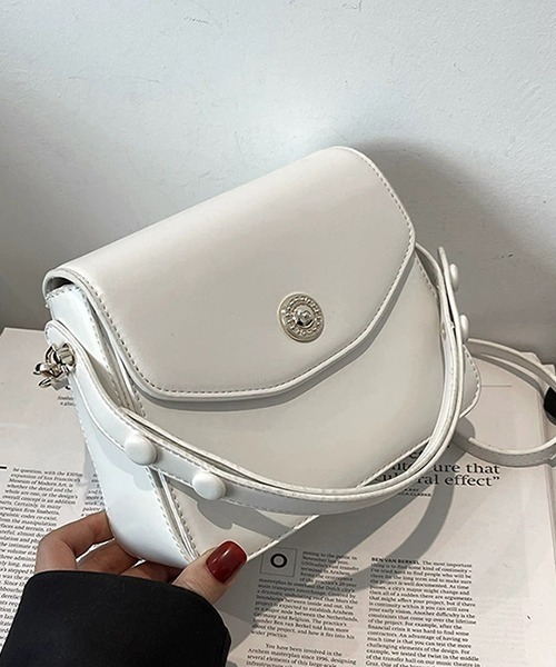 c.u.l（シーユーエル）の「レトロ 2WAY スクエア ショルダーバッグ cula1077（ハンドバッグ・レディース・アイボリー/ブラック・FREE）」の17枚目の写真