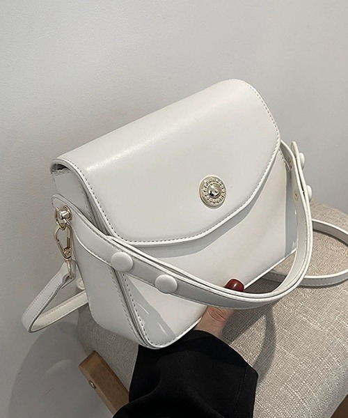 c.u.l（シーユーエル）の「レトロ 2WAY スクエア ショルダーバッグ cula1077（ハンドバッグ・レディース・アイボリー/ブラック・FREE）」の18枚目の写真