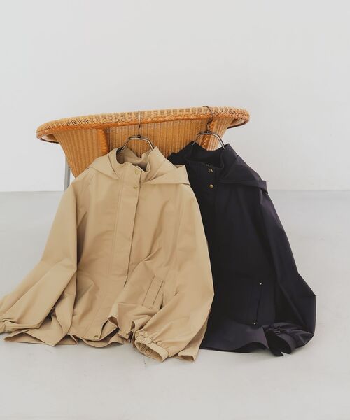 le.coeur blanc（ルクールブラン）の「サーブルクロスフードブルゾン（ブルゾン・レディース・ベージュ/ダークグレー・38）」の3枚目の写真