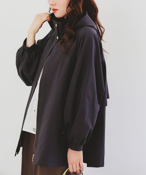 le.coeur blanc（ルクールブラン）の「サーブルクロスフードブルゾン（ブルゾン・レディース・ベージュ/ダークグレー・38）」の9枚目の写真