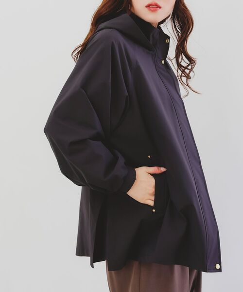 le.coeur blanc（ルクールブラン）の「サーブルクロスフードブルゾン（ブルゾン・レディース・ベージュ/ダークグレー・38）」の10枚目の写真