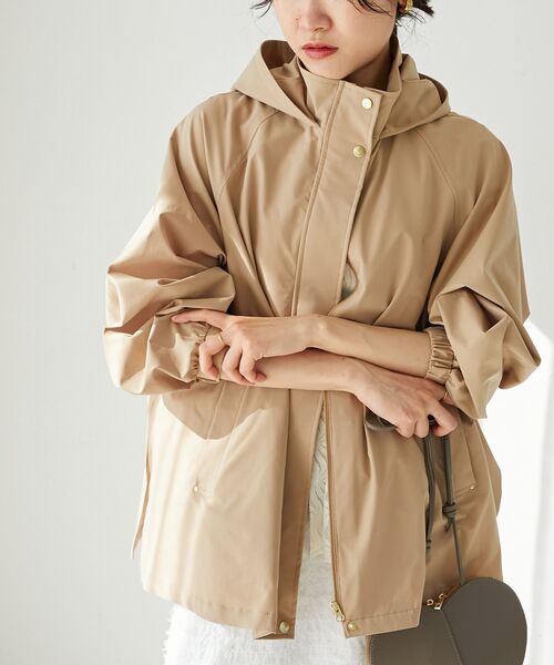 le.coeur blanc（ルクールブラン）の「サーブルクロスフードブルゾン（ブルゾン・レディース・ベージュ/ダークグレー・38）」の19枚目の写真