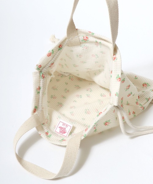JEMORGAN（ジェーイーモーガン）の「JEMORGAN （ジェーイーモーガン）花柄ハート柄ワッフルサーマル巾着バッグ/ナップサック レディース（バックパック/リュック・レディース・パープル系その他/ピンク系その他/ブルー系その他/パープル系その他2/ピンク系その他2・FREE）」の15枚目の写真