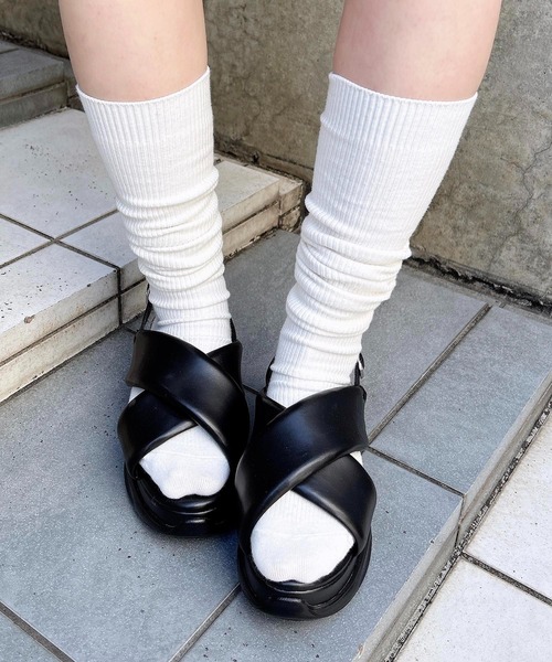 INGNI(イング)の「フロントクロスクリアソールスポサン(サンダル・レディース・ブラック/オフホワイト・M/L)」の21枚目の写真