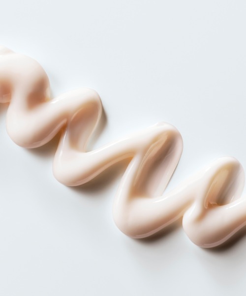 CLINIQUE(クリニーク)の「モイスチャー サージ ボディ ハイドレーター 200mL(ボディケア/ボディクリーム・レディース・その他・FREE)」の4枚目の写真