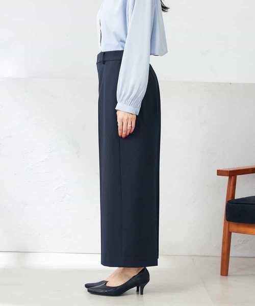 a.v.v（アーヴェヴェ）の「【洗える/ストレッチ/UVカット】麻調ストレッチクロップドパンツ（スーツパンツ・レディース・グレー/ベージュ/ネイビー・36/38/40/34/42）」の13枚目の写真