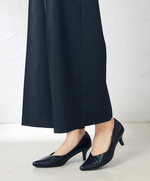 a.v.v（アーヴェヴェ）の「【洗える/ストレッチ/UVカット】麻調ストレッチクロップドパンツ（スーツパンツ・レディース・グレー/ベージュ/ネイビー・36/38/40/34/42）」の8枚目の写真