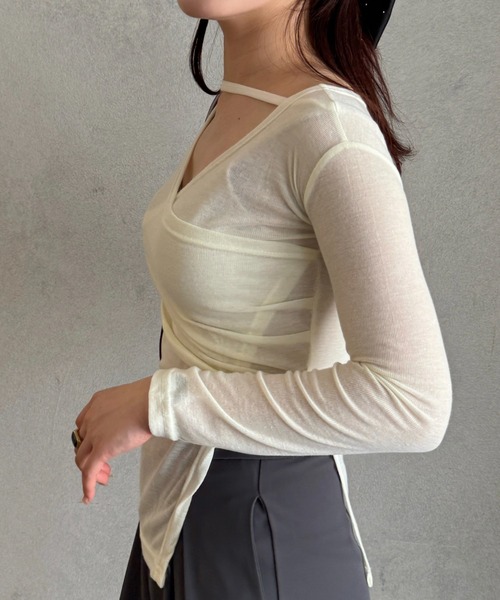 efill(エフィル)の「ツイスト レイヤード カットトップ(Tシャツ/カットソー・レディース・アイボリー・FREE)」の10枚目の写真