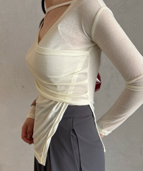 efill(エフィル)の「ツイスト レイヤード カットトップ(Tシャツ/カットソー・レディース・アイボリー・FREE)」の9枚目の写真