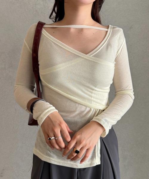 efill(エフィル)の「ツイスト レイヤード カットトップ(Tシャツ/カットソー・レディース・アイボリー・FREE)」の7枚目の写真