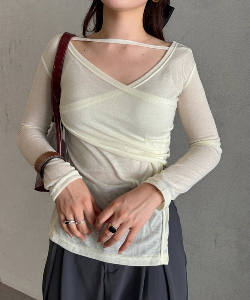 efill(エフィル)の「ツイスト レイヤード カットトップ(Tシャツ/カットソー・レディース・アイボリー・FREE)」の6枚目の写真