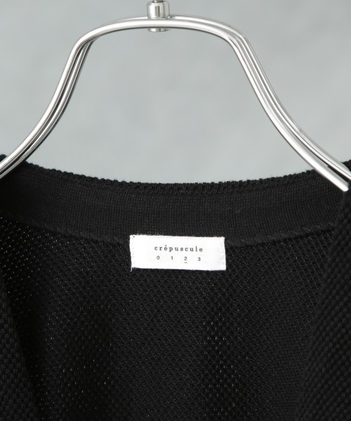 crepuscule（クレプスキュール）の「crepuscule/別注 S/S V NECK ZIP CARDIGAN（カーディガン/ボレロ・メンズ・ブラック/ベージュ系その他4/ダークグリーン・L/M）」の6枚目の写真