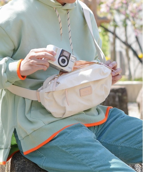 美品✨kissora キソラボディバッグ ウエストポーチ キャメル　牛革 楽天市場】キソラ ウエストバッグ 本革 レザー バガーリオ