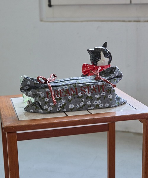 Casselini(キャセリーニ)の「Casselini HOME(キャセリーニ ホーム)フラワー刺繍ティッシュカバー(インテリア雑貨・レディース・イエロー/ブラック/ピンク/ブルー/ベージュ/アイボリー・FREE)」の15枚目の写真