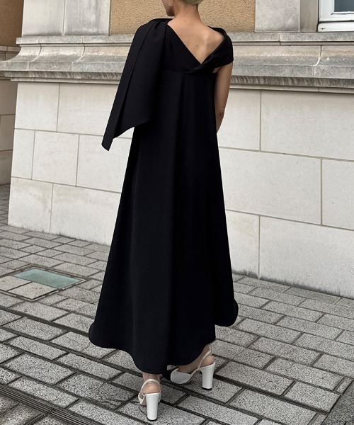 JENNE(ジェンヌ)の「ワンショルダードレス(ワンピース・レディース・ブラック/スモーク・LARGE/MEDIUM/SMALL)」の11枚目の写真