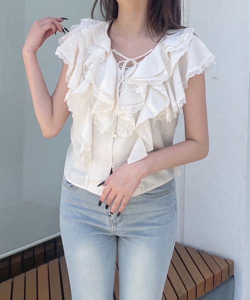 one way（ワンウェイ）の「ノースリーブラッフルブラウス（シャツ/ブラウス・レディース・アイボリー/ホワイト/ブラック・FREE）」の12枚目の写真