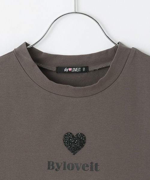 by LOVEiT（バイラビット）の「ハートTシャツ（Tシャツ/カットソー・キッズ・オフホワイト/チャコール/ブラック・130cm/120cm/140cm/150cm/160cm）」の9枚目の写真