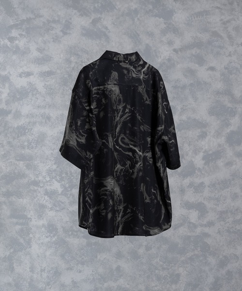 ADRER(アドラー)の「半袖シャツ(シャツ/ブラウス・メンズ・ブラック×ゴールド・LARGE)」の7枚目の写真