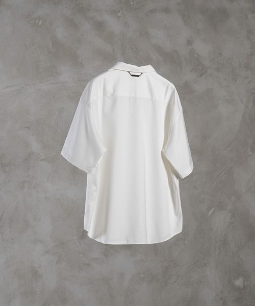 ADRER(アドラー)の「半袖シャツ(シャツ/ブラウス・メンズ・ブラック×ゴールド・LARGE)」の9枚目の写真