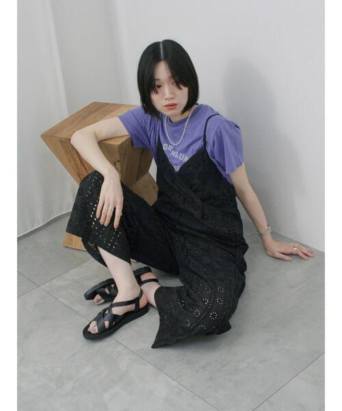 Samansa Mos2 blue（サマンサモスモスブルー）の「【ふっくらクッション】クロスベルトサンダル（サンダル・レディース・ブラック/シルバー/ブラウン・L/M）」の21枚目の写真