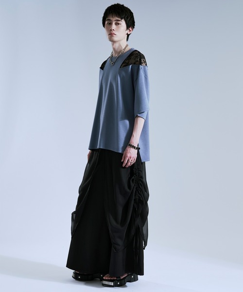 Ellno Loset(エルノロゼット)の「ショルダーレースカットアウトTシャツ(Tシャツ/カットソー・メンズ・ブラック/オフホワイト/ブルー系その他・LARGE/MEDIUM/SMALL)」の19枚目の写真