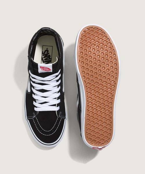 VANS（バンズ）の「スケートハイ / UA SK8-Hi Black/Black/White VN000D5IB8C1（スニーカー・メンズ・ブラック×ホワイト・4/4.5/5/5.5/6/6.5/7/7.5/8/8.5/9/10/10.5/11/9.5/12）」の4枚目の写真
