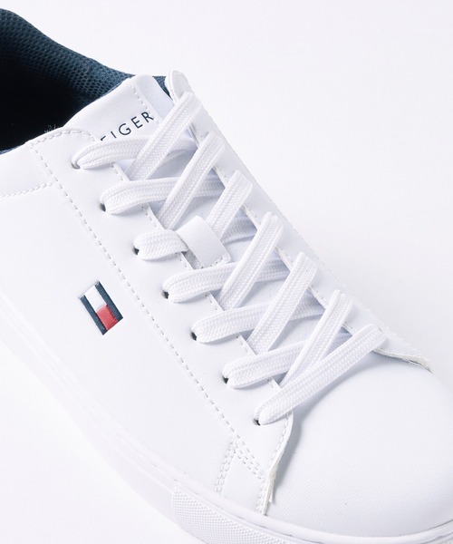 TOMMY HILFIGER(トミーヒルフィガー)の「【TOMMY HILFIGER】tmBRECON スニーカー(スニーカー・メンズ・ブラック/ホワイト系1・28cm/25.5/26cm/26.5/27cm/27.5/25)」の7枚目の写真