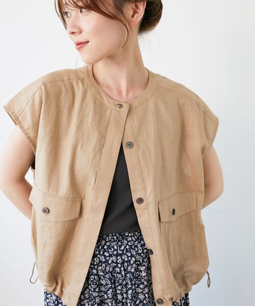 le.coeur blanc（ルクールブラン）の「《手洗い可能》コットン麻ノーカラーシャツジャケット（ノーカラージャケット・レディース・ベージュ/ブラウン/ブラック・38）」の5枚目の写真