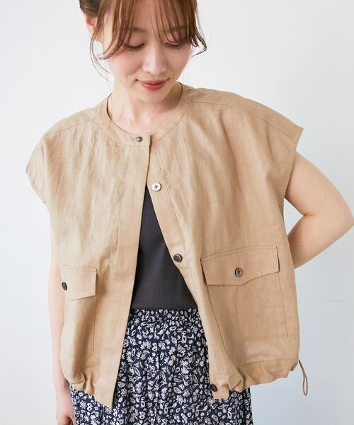 le.coeur blanc（ルクールブラン）の「《手洗い可能》コットン麻ノーカラーシャツジャケット（ノーカラージャケット・レディース・ベージュ/ブラウン/ブラック・38）」の6枚目の写真