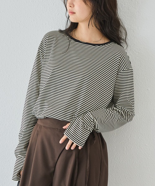 LAVEANGE（ラビアンジェ）の「ボーダーフィンガーホールプルオーバー（Tシャツ/カットソー・レディース・ネイビー/ブラック・5L/M/LL/3L/4L）」の5枚目の写真