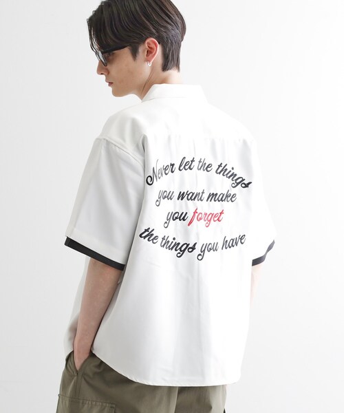 【新品タグ付】やざきかよこ　タイ付きデザインシャツジャケット　ホワイト セール】レイヤードバック刺繍シャツ（シャツ/ブラウス）｜tk