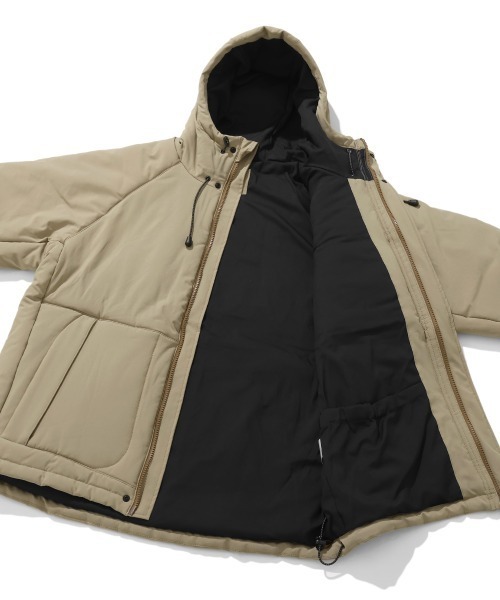 KRIFF MAYER（クリフメイヤー）の「【軽撥水・防汚】中綿アクティブフードジャケット（マウンテンパーカー・メンズ・ブラック/ベージュ・MEDIUM/LARGE/X-LARGE）」の17枚目の写真